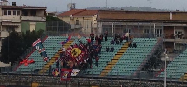 I tifosi rossoblù allo Zecchini di Grosseto