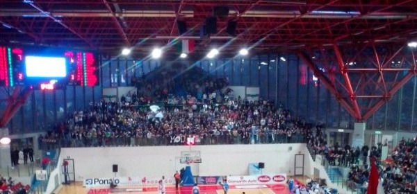 I tifosi rosetani al Palatricalle di Chieti