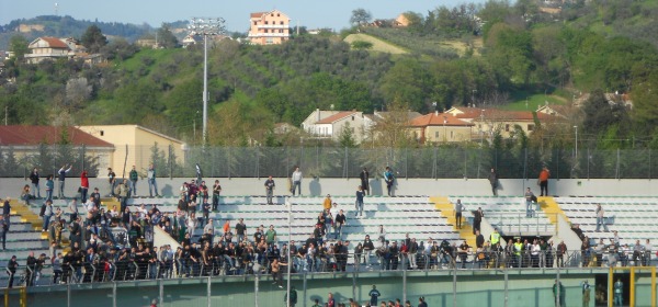 La contestazione dei tifosi a fine gara