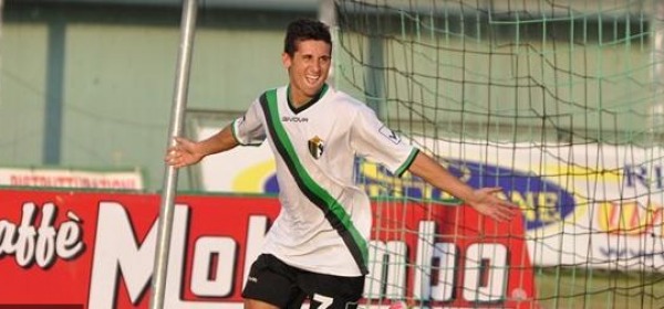 Nicola Fiore, 8 gol in questo campionato