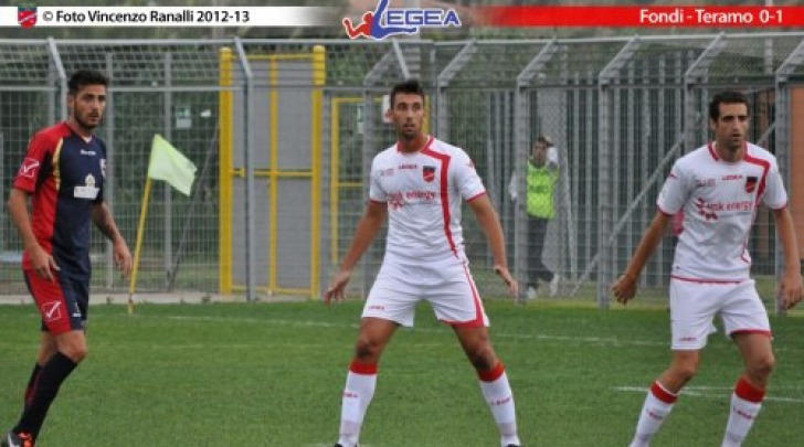 Manuel Ferrani (al centro, foto di Vincenzo Ranalli)