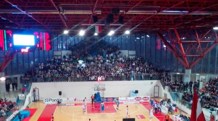 I tifosi rosetani al Palatricalle di Chieti