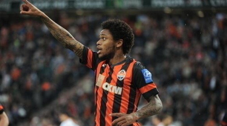 Luiz Adriano su Twitter